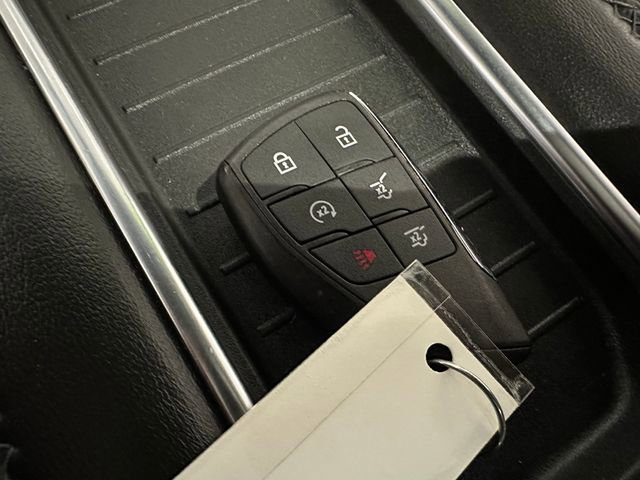Used 2022 GMC Yukon Denali w/ Denali Premium Package AWD/4WD image 18