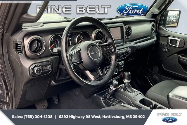 Used 2021 Jeep Gladiator Sport image 13