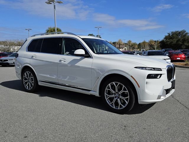 Used 2024 BMW X7 xDrive40i image 2