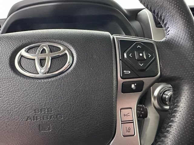 Used 2022 Toyota 4Runner Limited AWD/4WD image 27