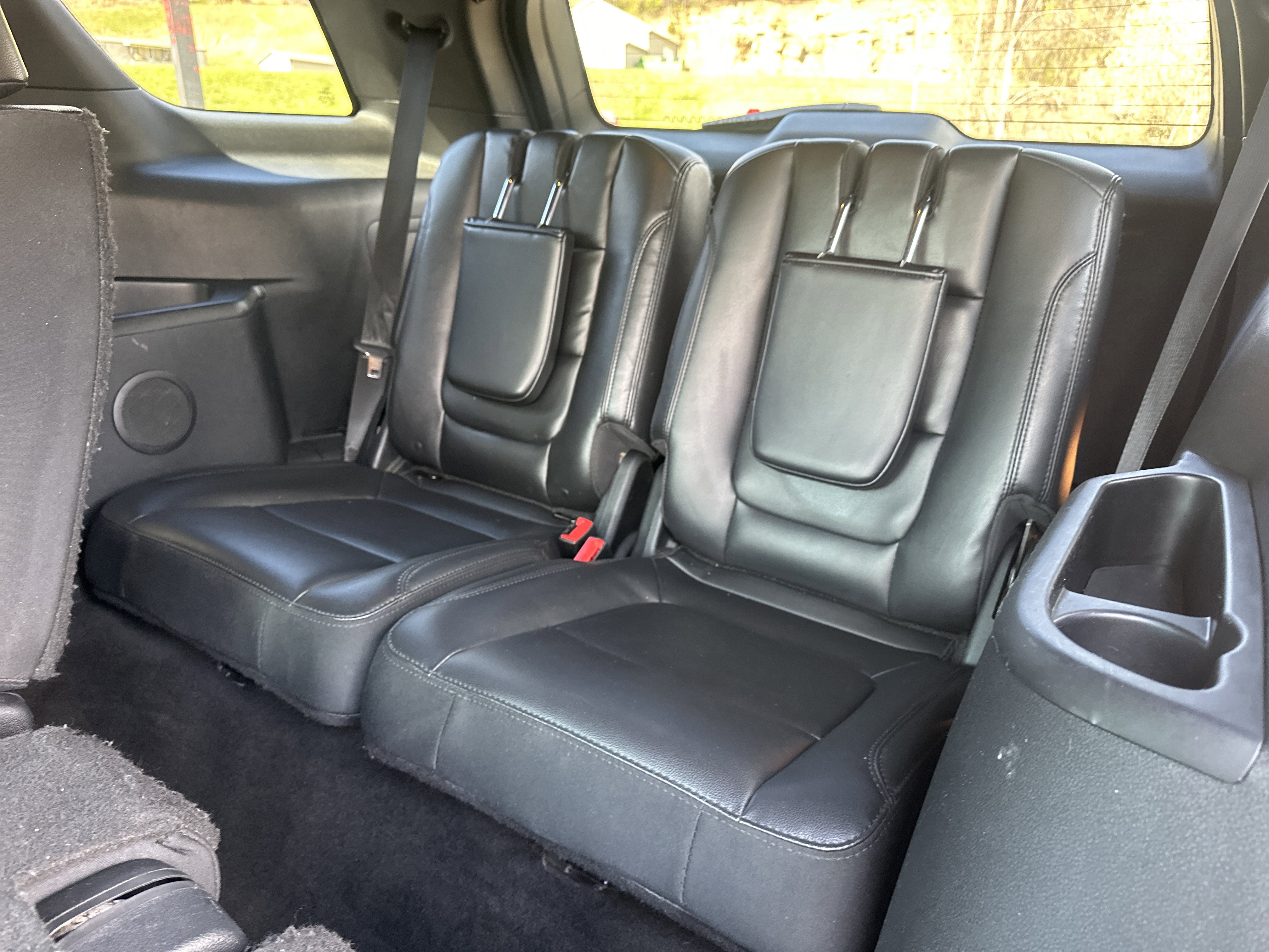 Used 2017 Ford Explorer XLT w/ Equipment Group 202A image 21