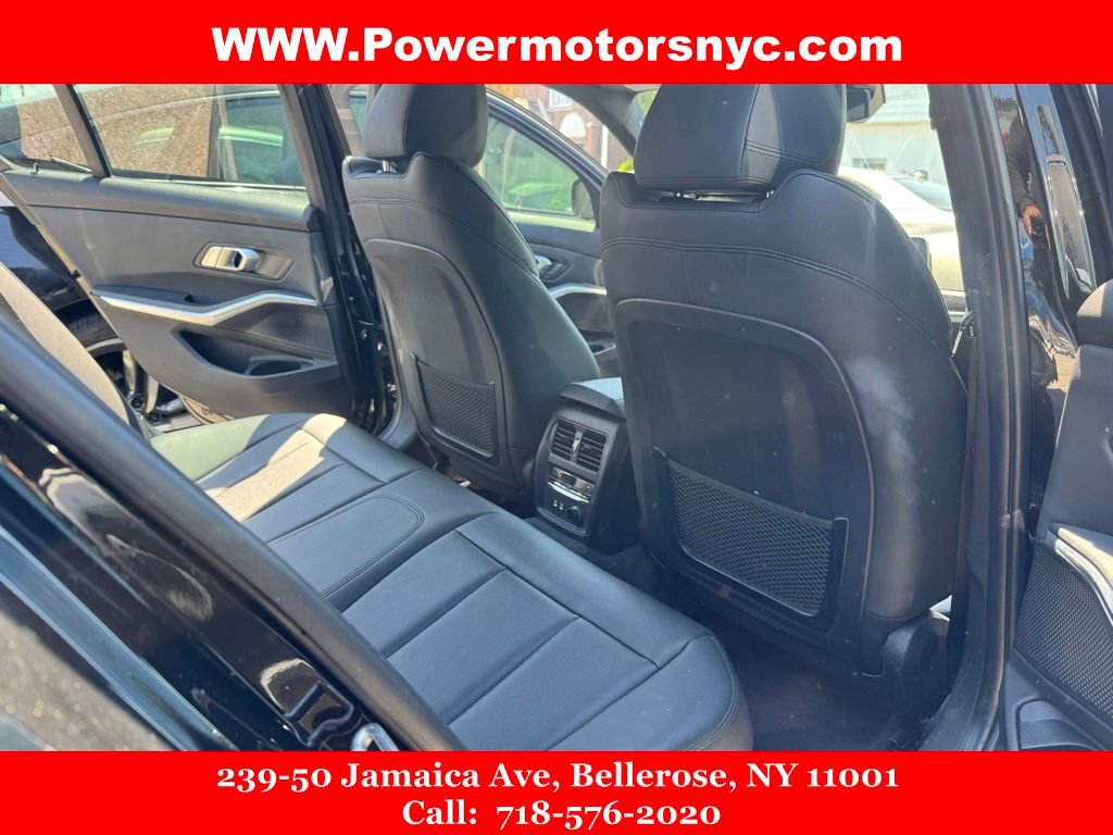 Used 2019 BMW 330i xDrive Sedan w/ Driving Assistance Package AWD/4WD image 32