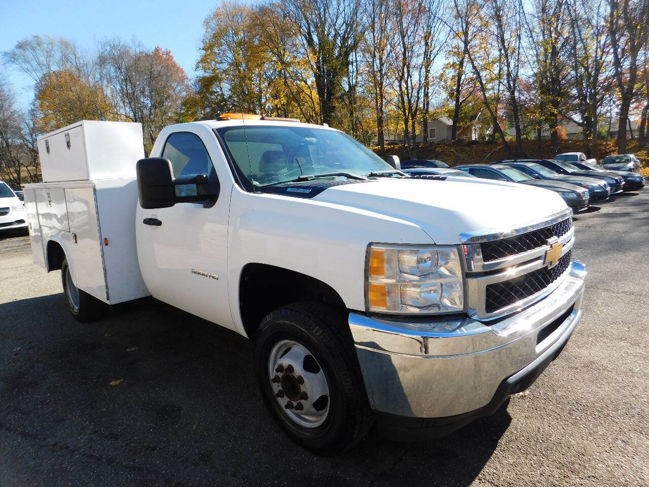 Used 2012 Chevrolet Silverado 3500 W/T RWD image 1