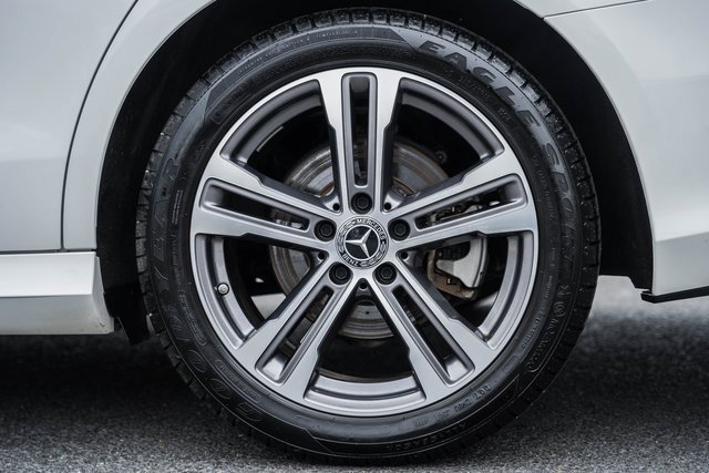 Certified 2023 Mercedes-Benz E 350 4MATIC Sedan w/ Premium Package image 18