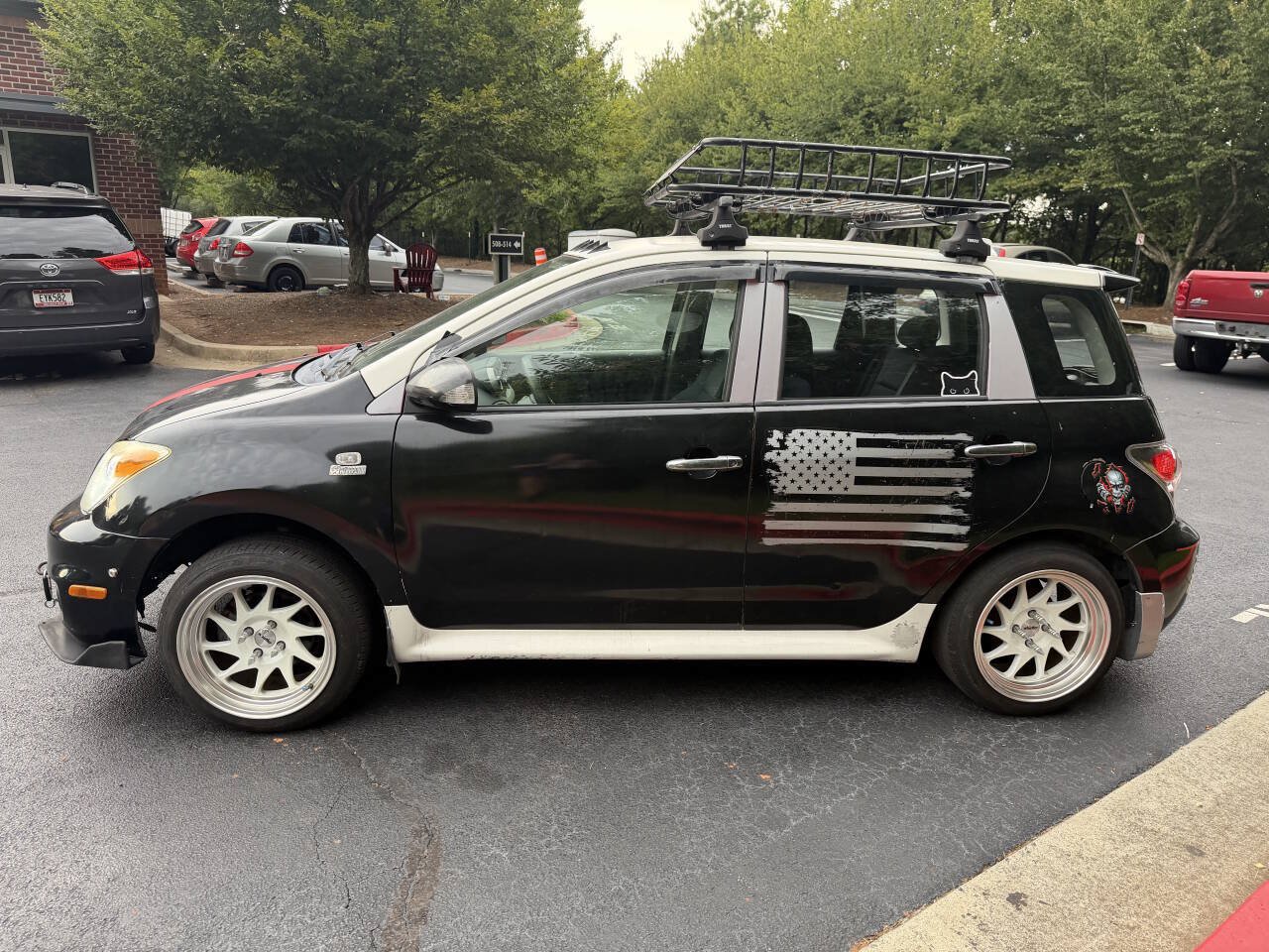 Used 2006 Scion xA FWD image 2