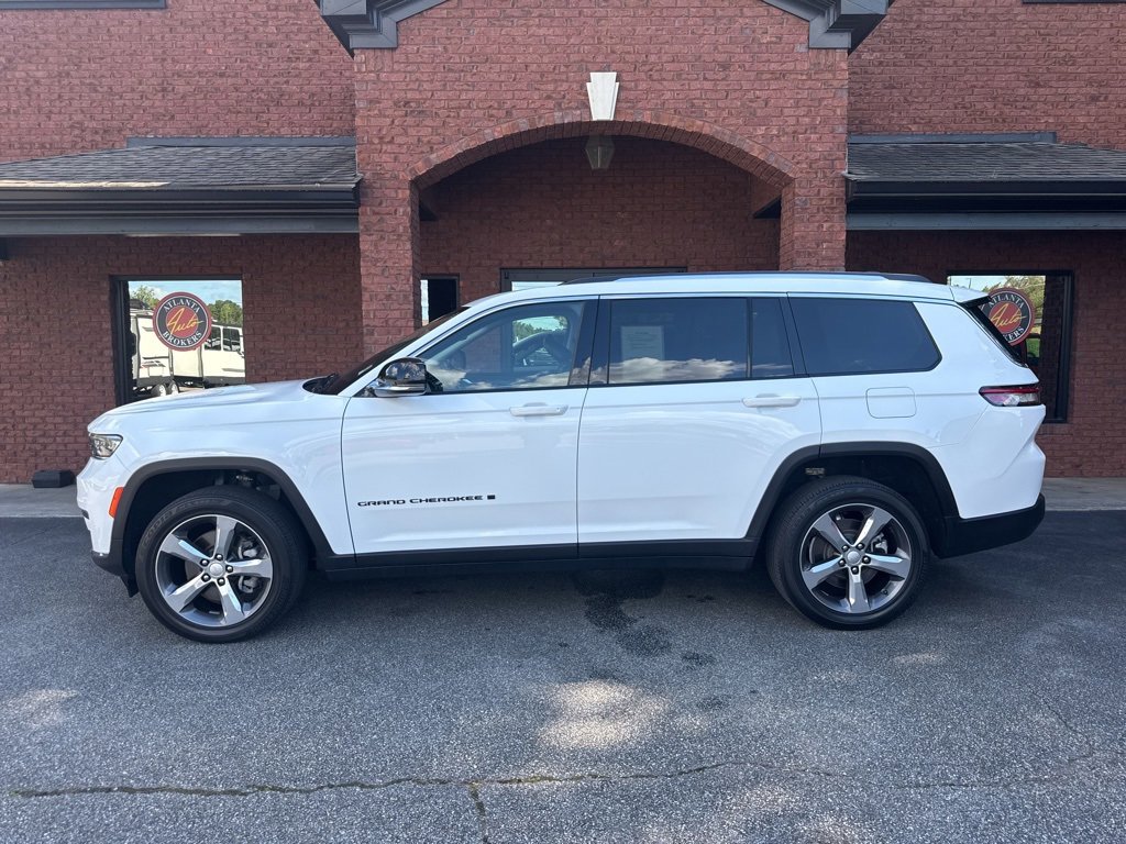 Used 2022 Jeep Grand Cherokee L Limited image 14