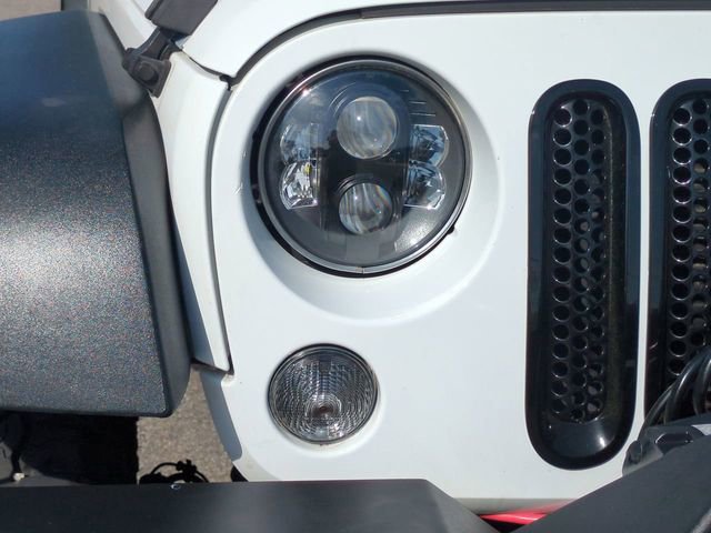 Used 2016 Jeep Wrangler Sport w/ Connectivity Group image 10