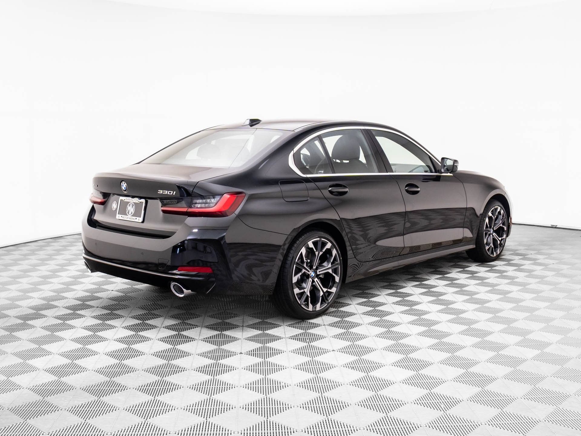 Used 2026 BMW 330i xDrive Sedan AWD/4WD image 6
