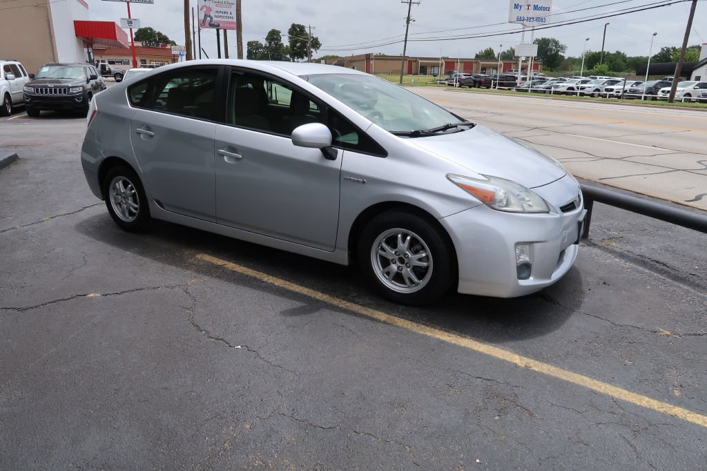 Used 2011 Toyota Prius Two FWD image 2