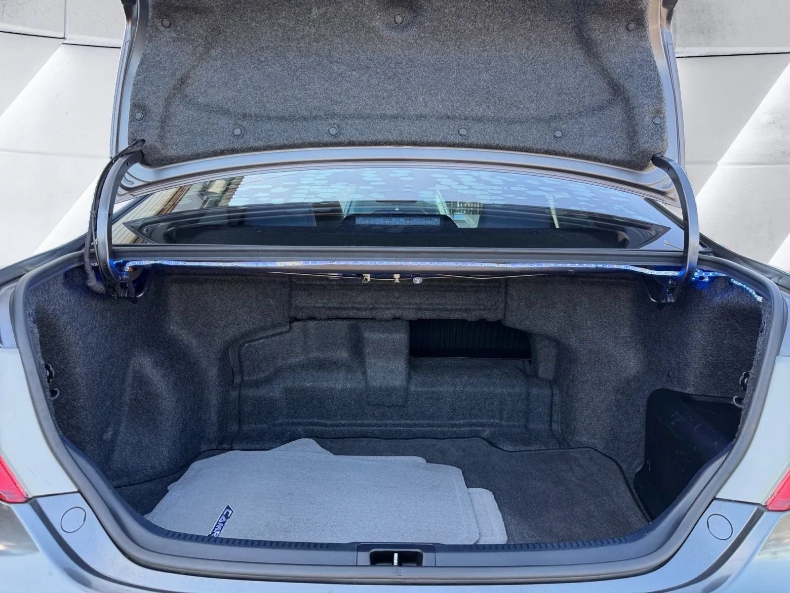 Used 2014 Toyota Camry XLE w/ Leather Package FWD image 20