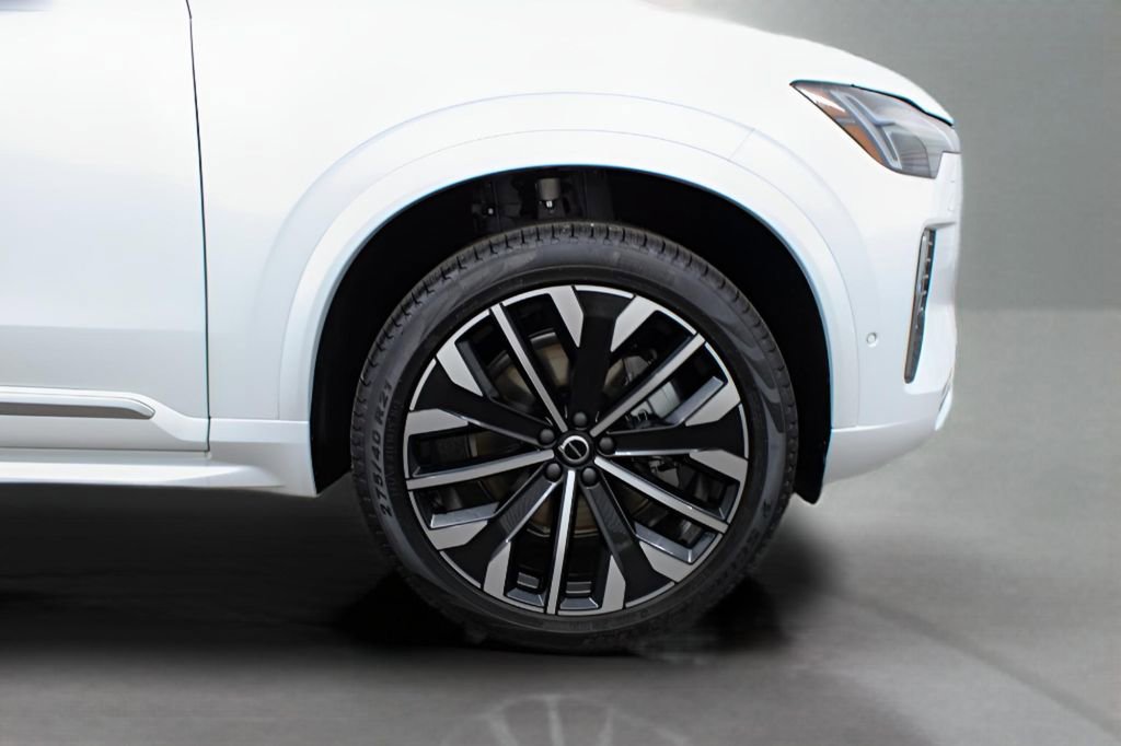 New 2026 Volvo XC60 T8 Ultra AWD/4WD image 33