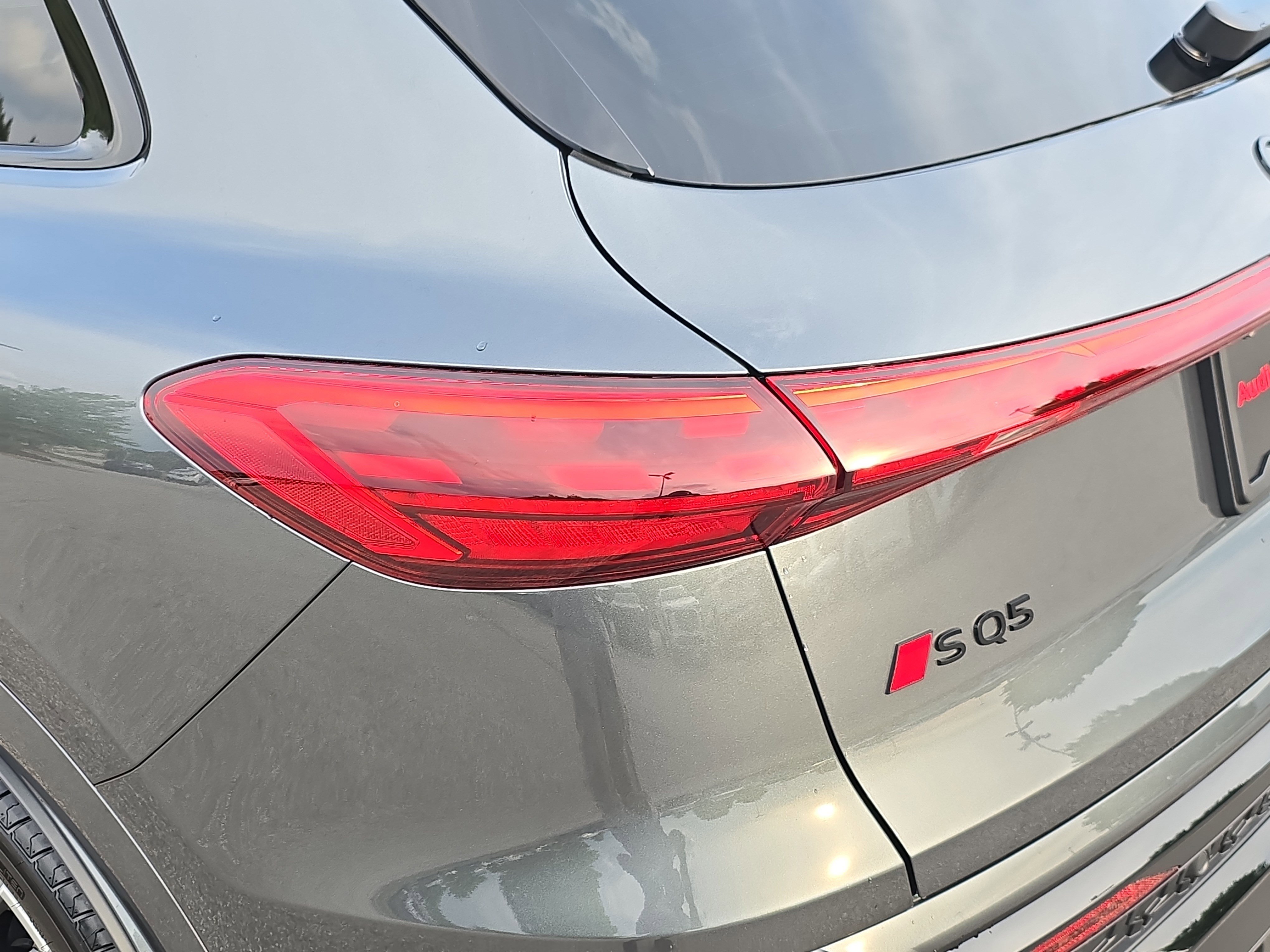 New 2026 Audi SQ5 Premium Plus AWD/4WD image 32