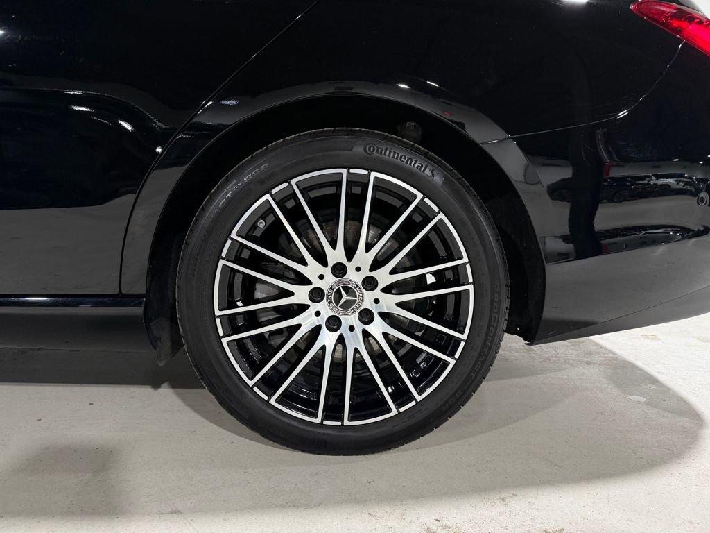Used 2024 Mercedes-Benz C 300 Sedan image 33