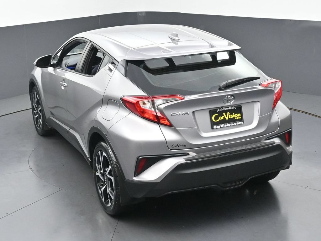 Used 2020 Toyota C-HR XLE FWD image 38