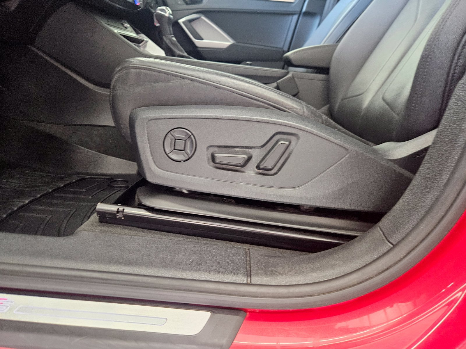 Used 2025 Audi Q3 2.0T Premium AWD/4WD image 10