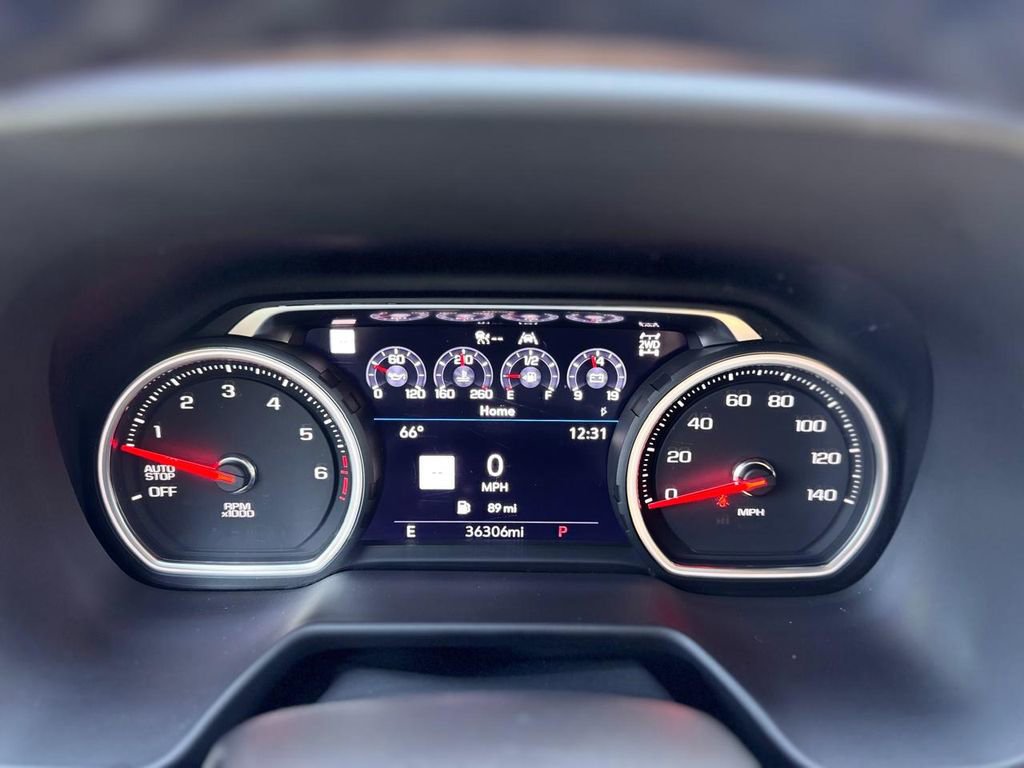 Used 2021 Chevrolet Suburban Premier image 14
