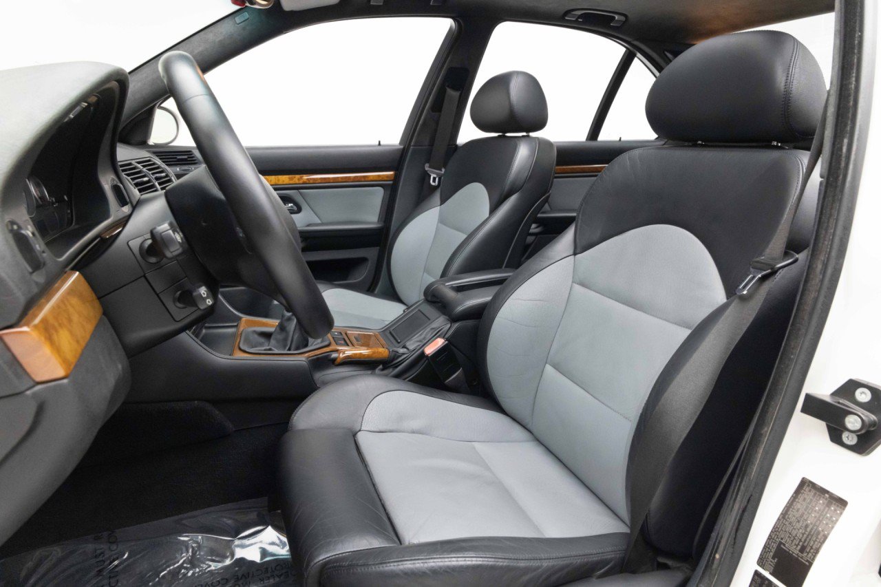 Used 2001 BMW M5 RWD image 8