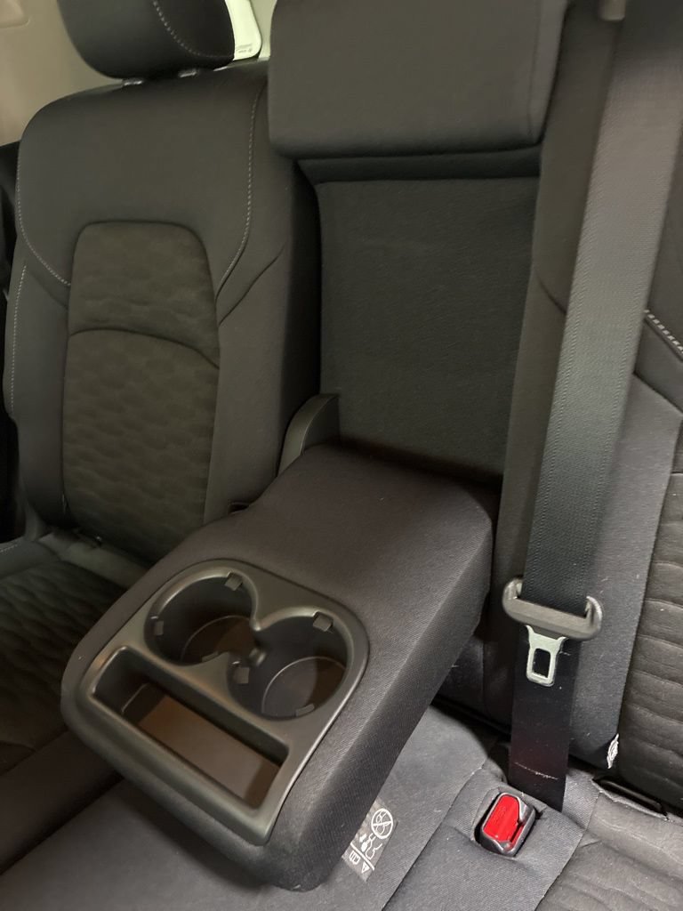 Used 2025 Nissan Pathfinder SV AWD/4WD image 24
