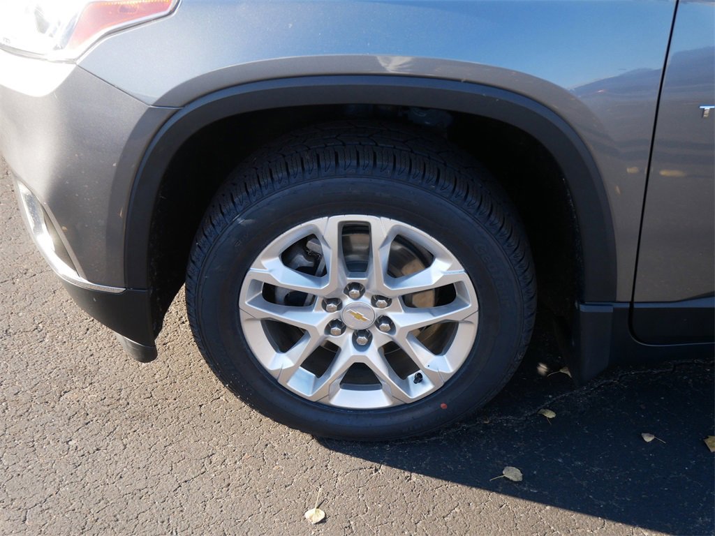 Used 2019 Chevrolet Traverse LT w/ LPO, Floor Liner Package image 8