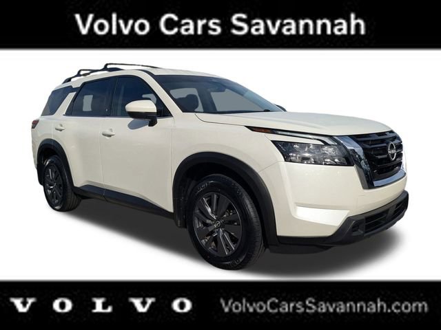 Used 2024 Nissan Pathfinder SV