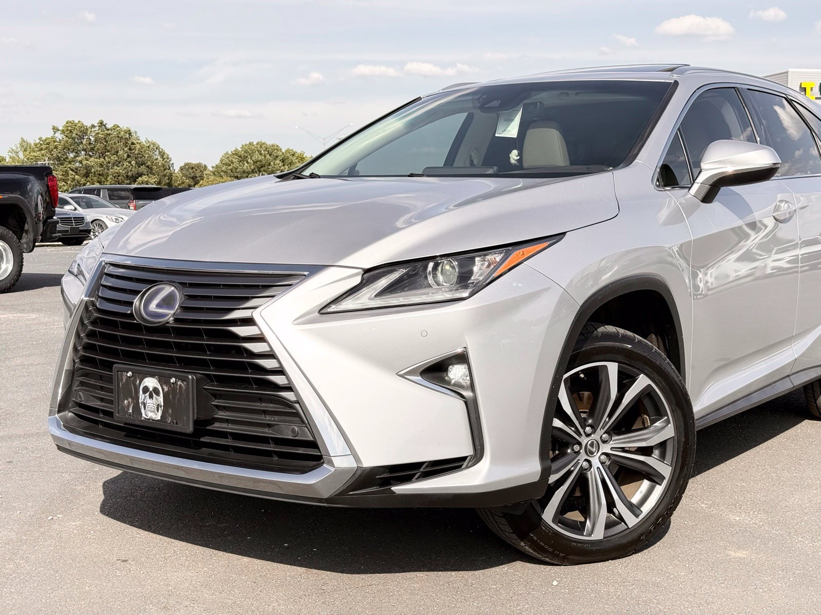 Used 2018 Lexus RX 450hL Premium w/ Premium Package AWD/4WD image 2