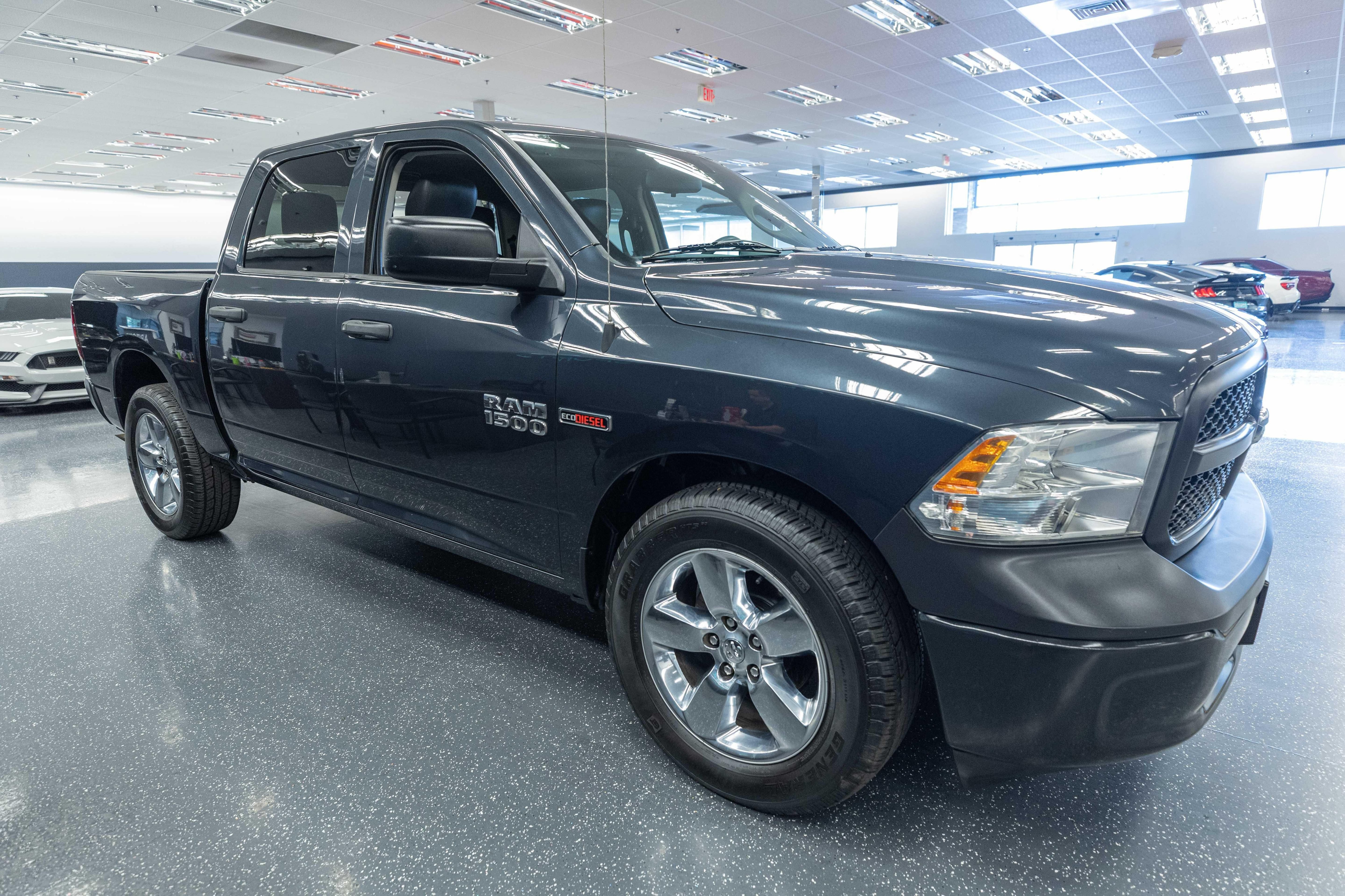 Used 2014 RAM 1500 Tradesman RWD image 4