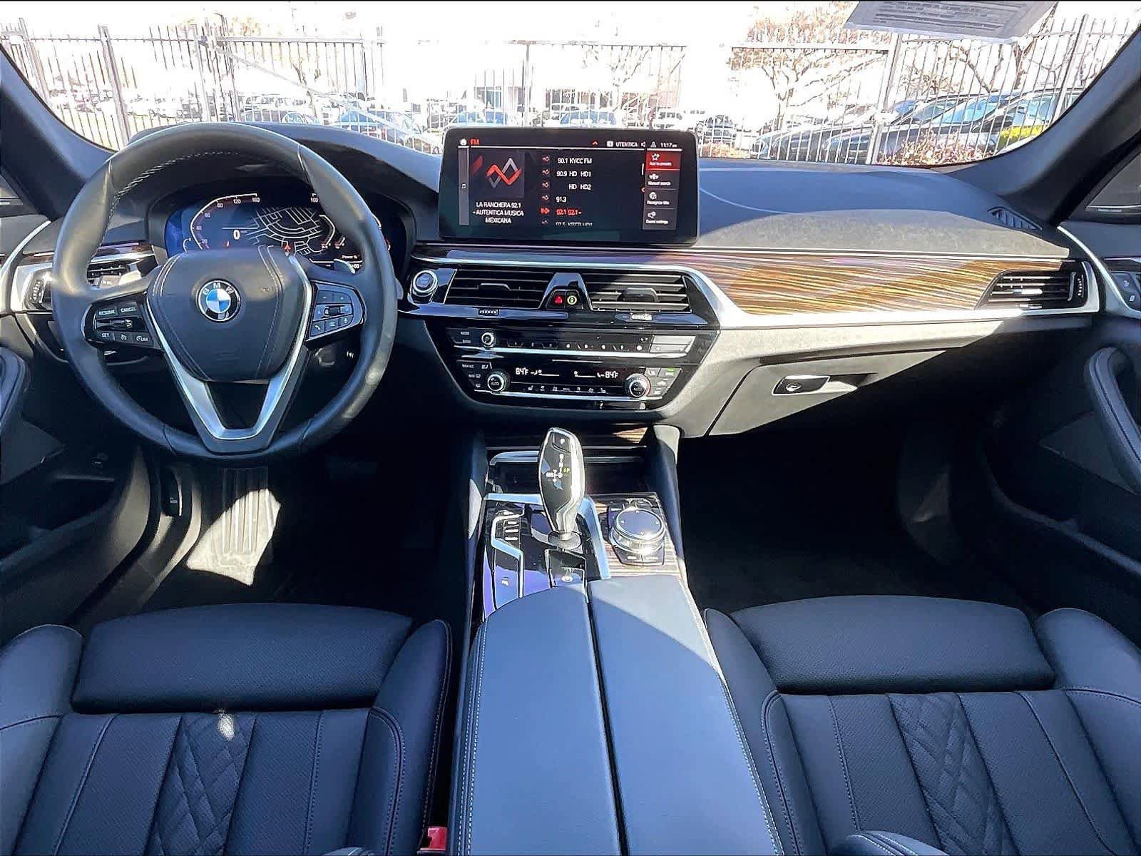 Used 2023 BMW 540i w/ Premium Package image 18