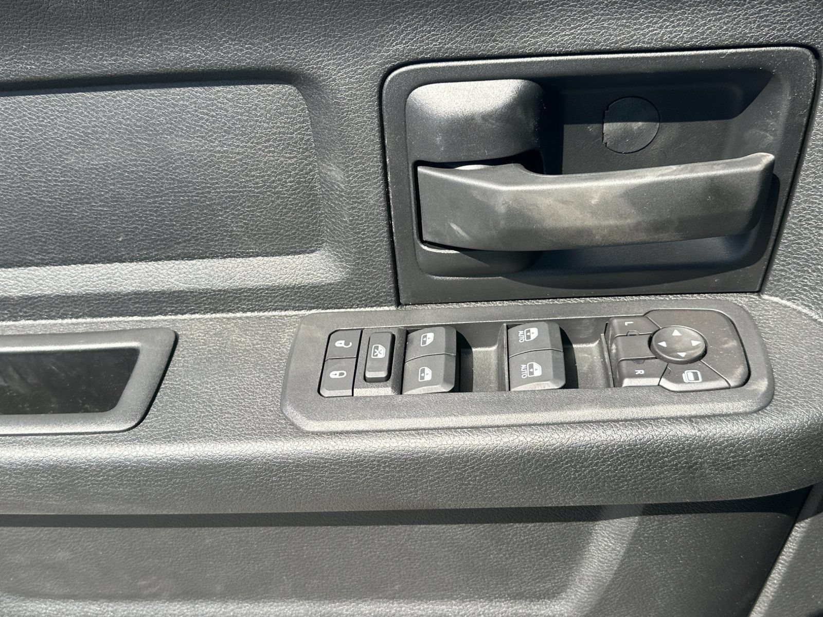 New 2026 RAM 2500 Tradesman AWD/4WD image 11