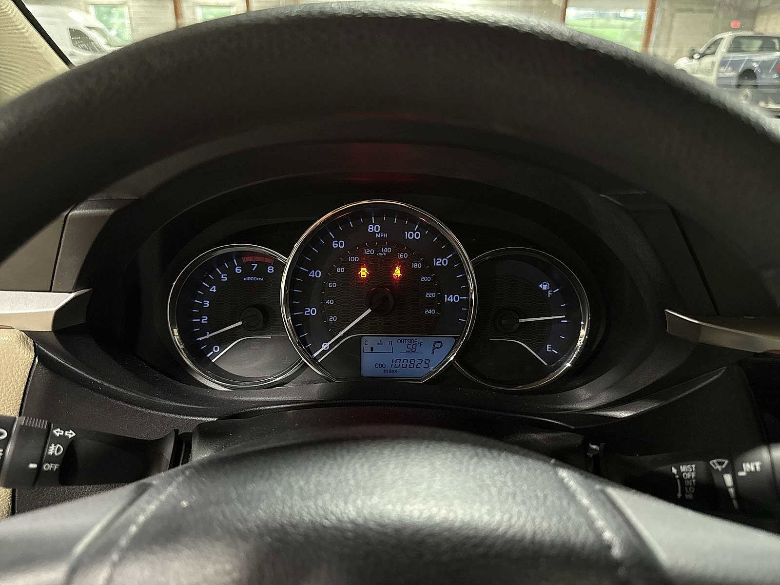 Used 2014 Toyota Corolla LE FWD image 30