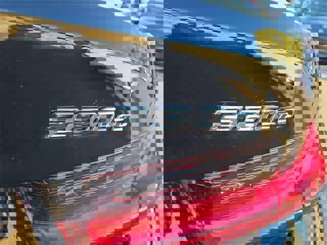 Used 2023 BMW 330e 330e image 12