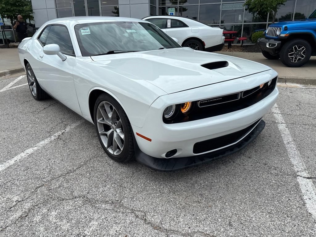 Used 2022 Dodge Challenger GT RWD image 7
