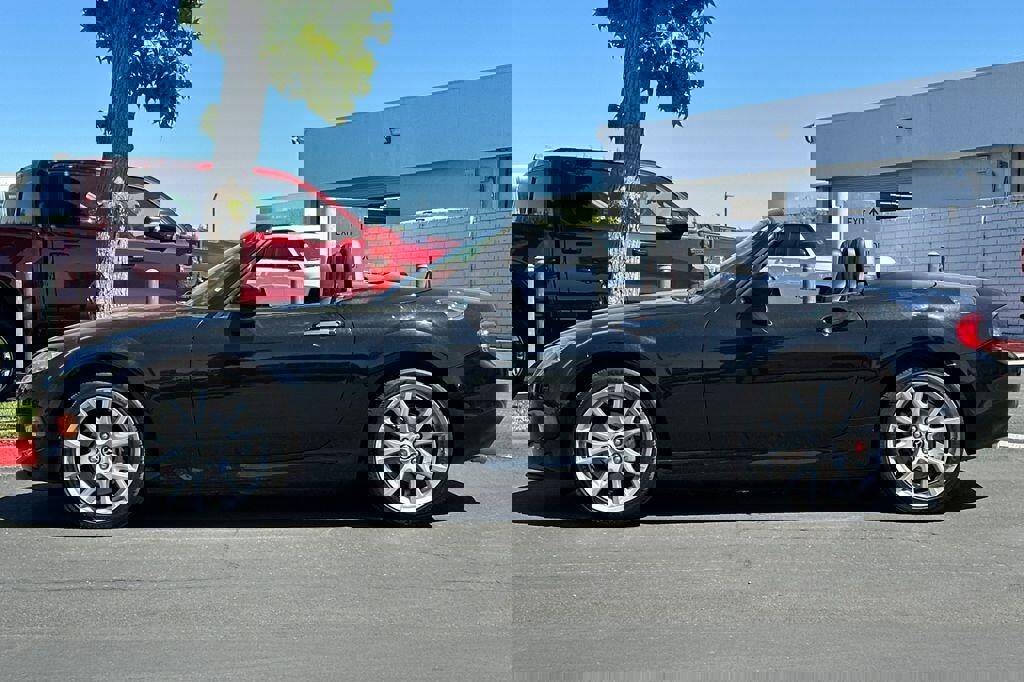 Used 2015 MAZDA MX-5 Miata Grand Touring image 8