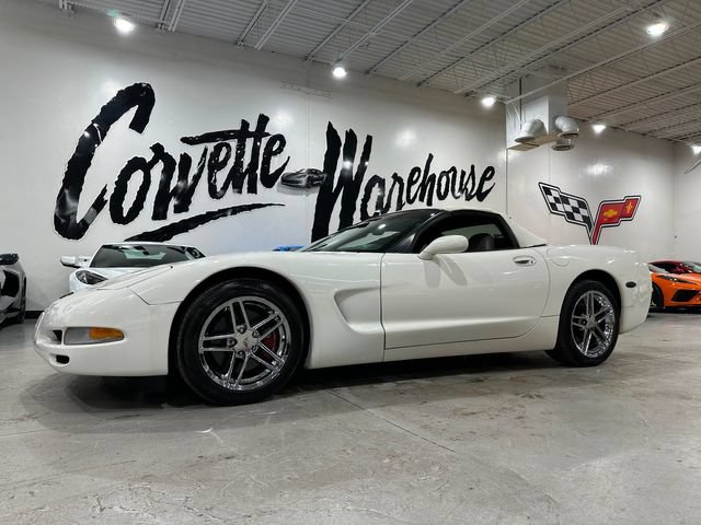 Used 2002 Chevrolet Corvette Convertible w/ Preferred Equipment Group2 RWD image 12