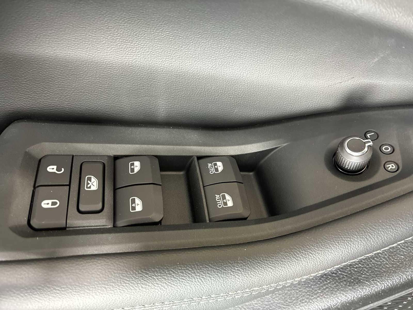 New 2025 Jeep Grand Cherokee Laredo X image 15