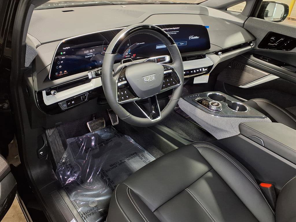 New 2026 Cadillac Optiq Sport 1 image 15