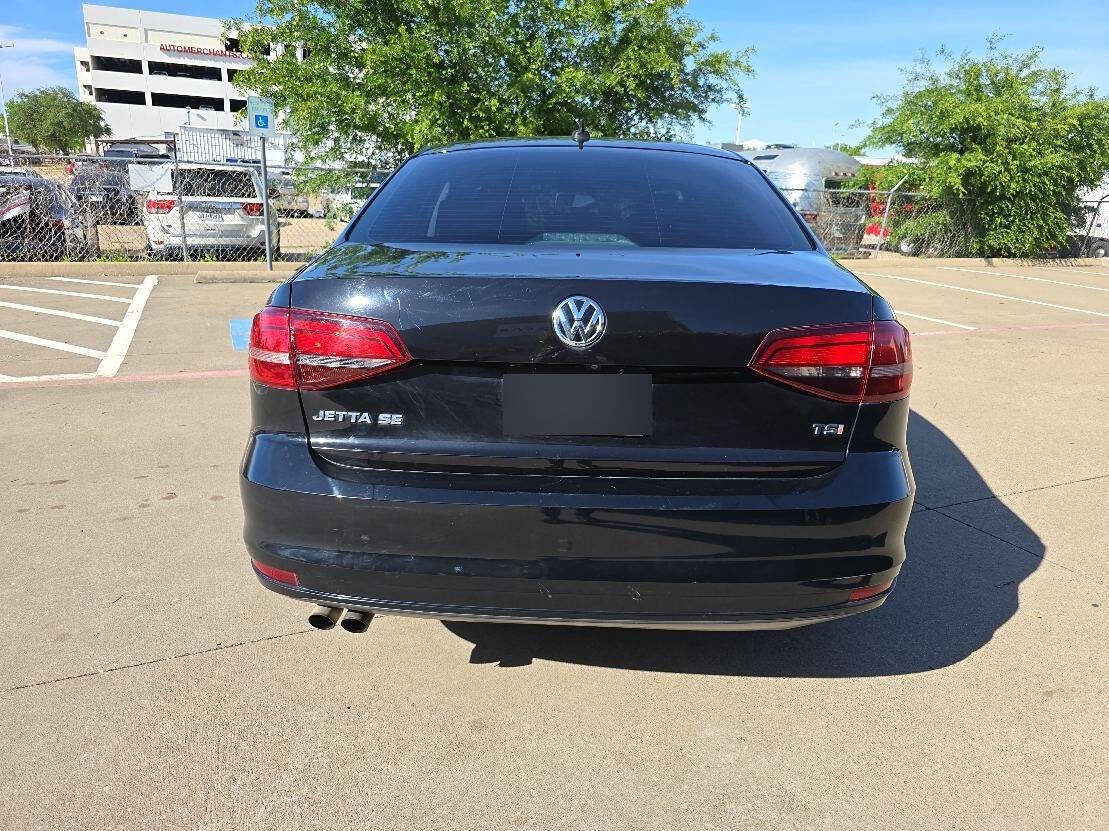 Used 2016 Volkswagen Jetta SE FWD image 17