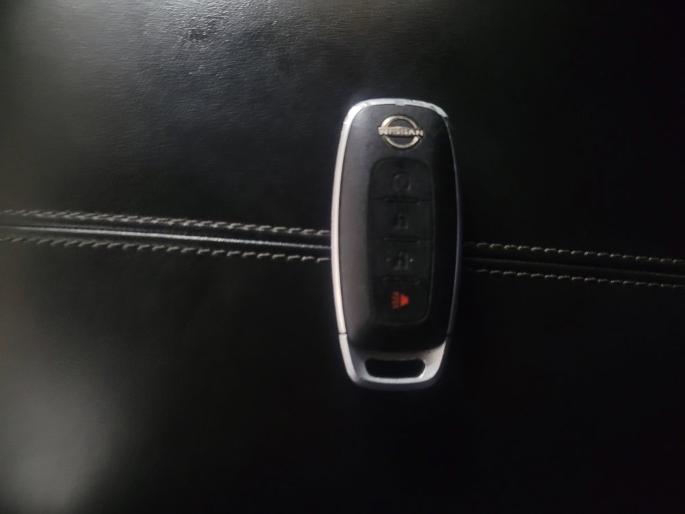 Used 2023 Nissan Pathfinder SV image 32