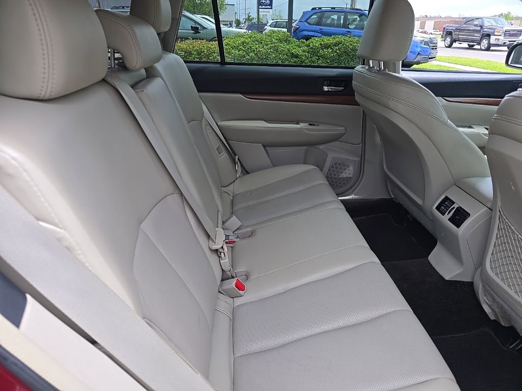 Used 2013 Subaru Outback 3.6R Limited image 27