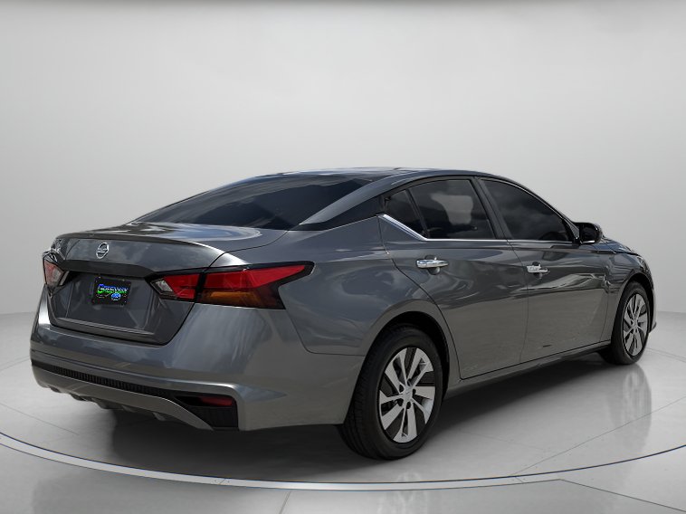 Used 2021 Nissan Altima 2.5 S FWD image 3