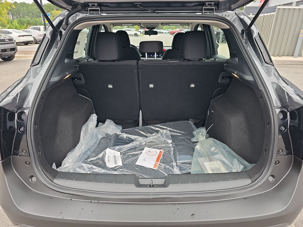 New 2027 Nissan Kicks S FWD image 14