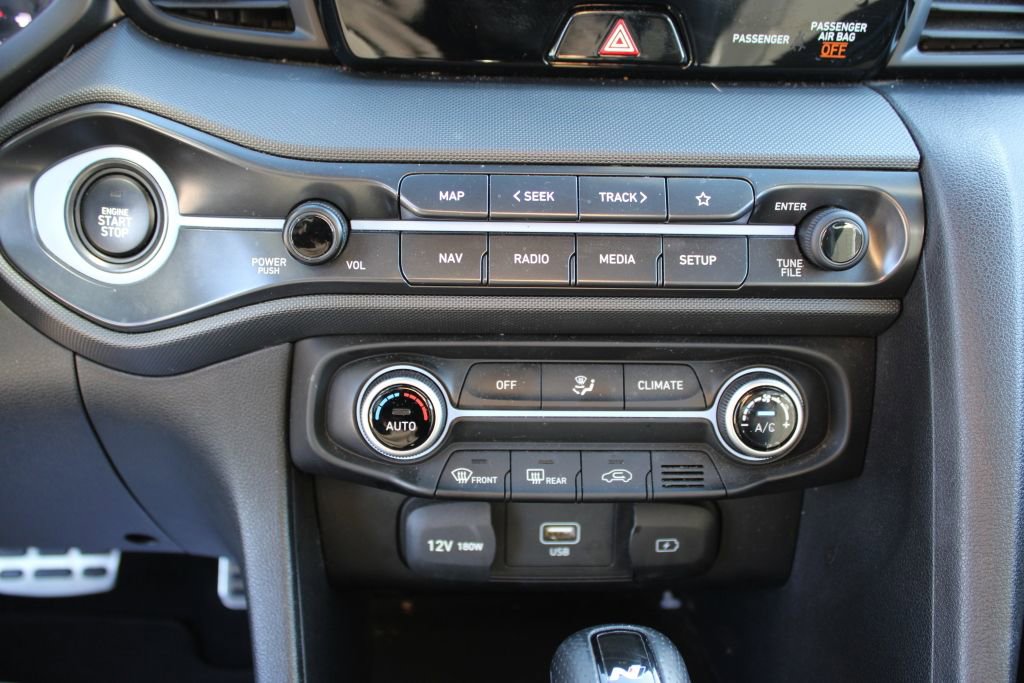 Used 2022 Hyundai Veloster N image 18