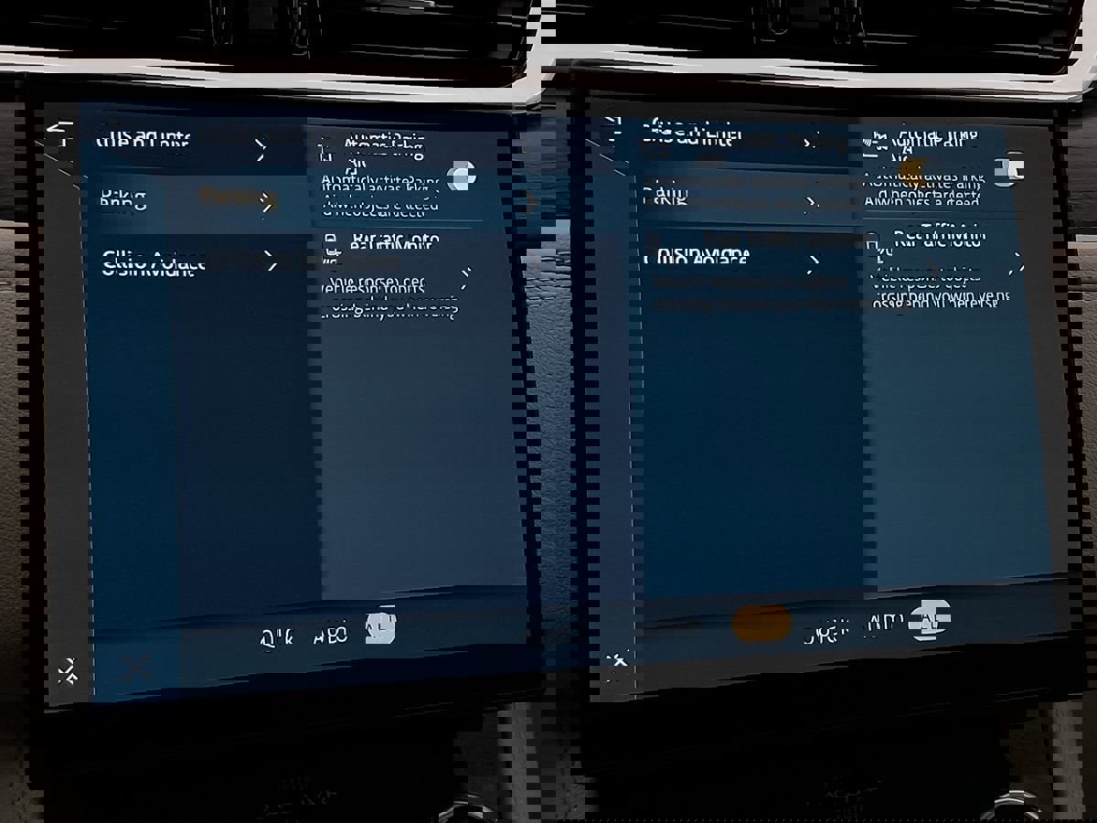 Used 2021 Jaguar F-PACE S image 41