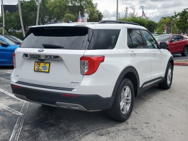 Used 2024 Ford Explorer XLT w/ Equipment Group 202A AWD/4WD image 7