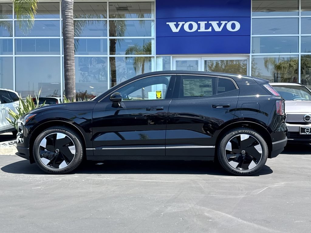 New 2026 Volvo EX30 Ultra AWD/4WD image 2