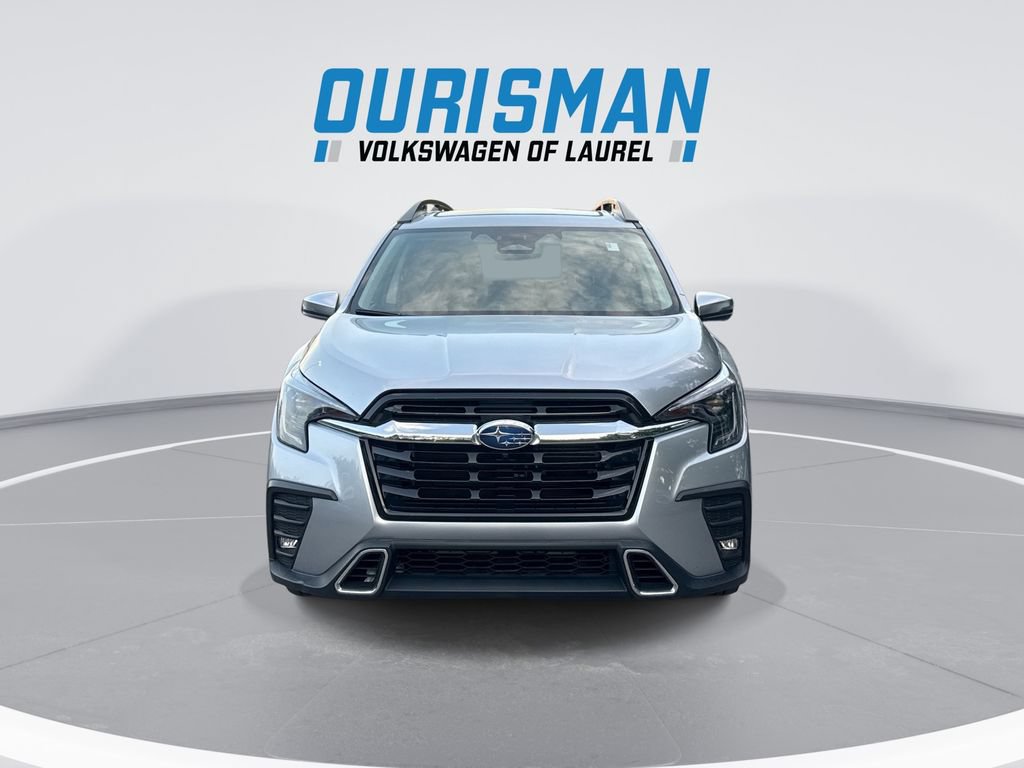 Used 2023 Subaru Ascent Touring AWD/4WD image 3