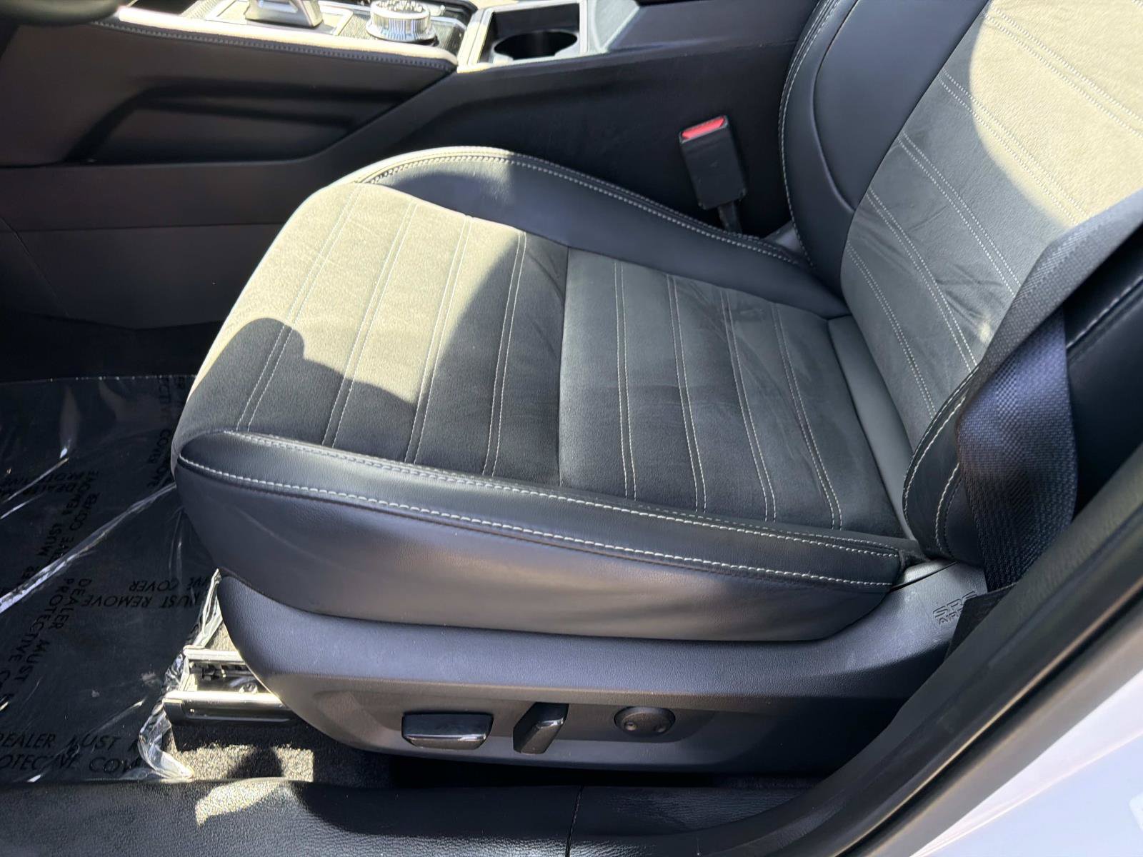 Used 2024 Mitsubishi Outlander Ralliart AWD/4WD image 17