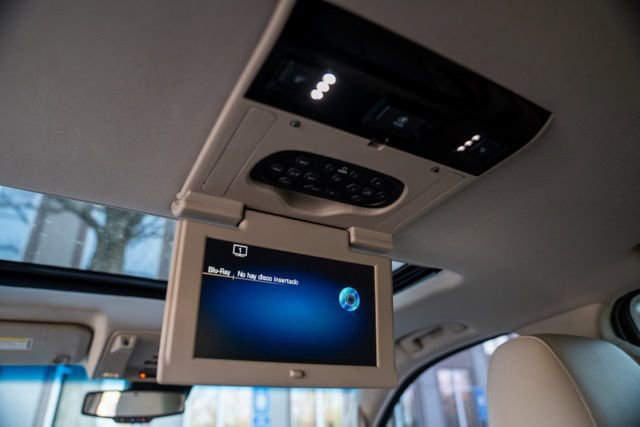 Used 2016 Cadillac Escalade Luxury image 42