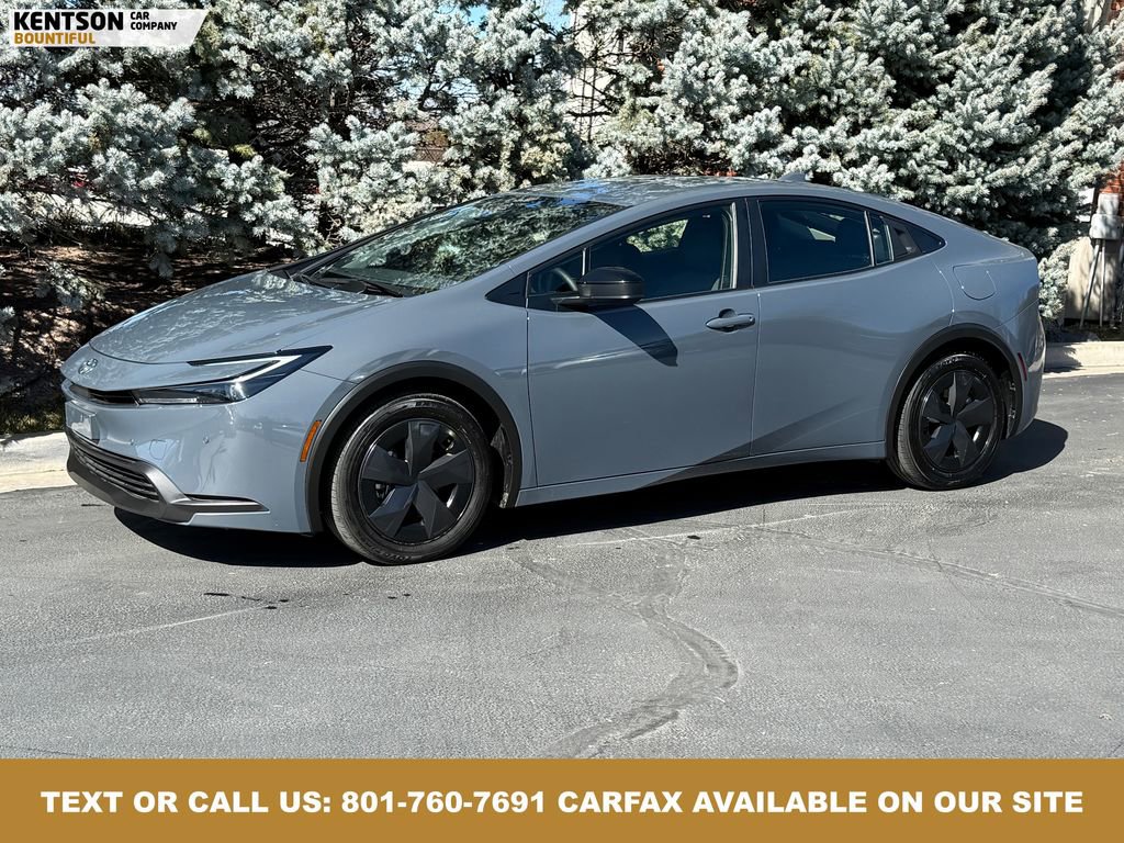 Used 2025 Toyota Prius LE