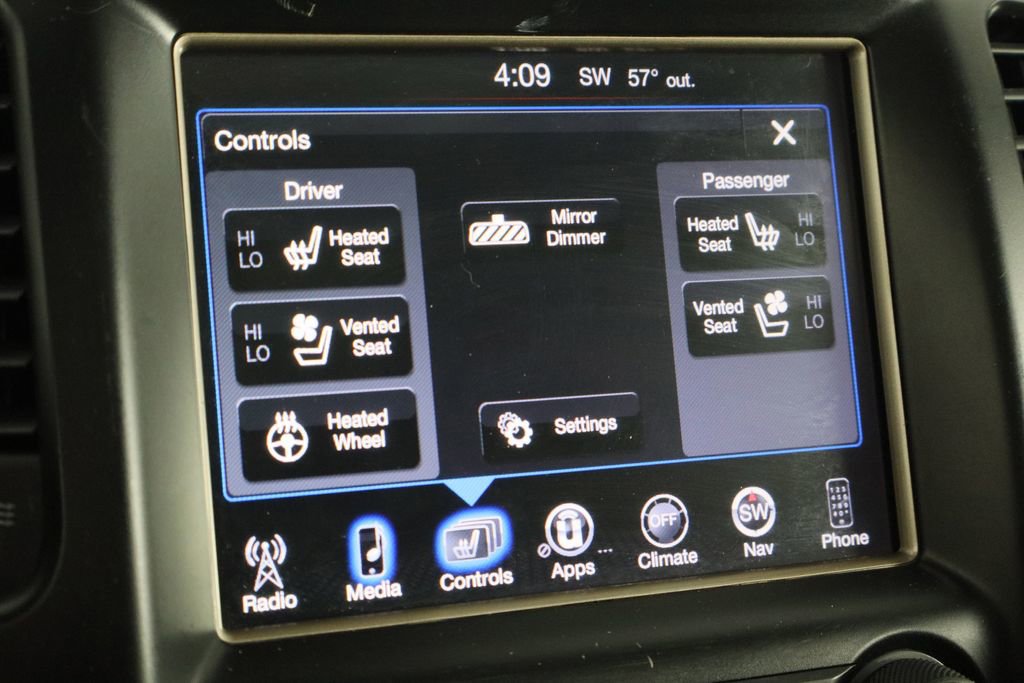 Used 2014 Jeep Grand Cherokee Summit image 32