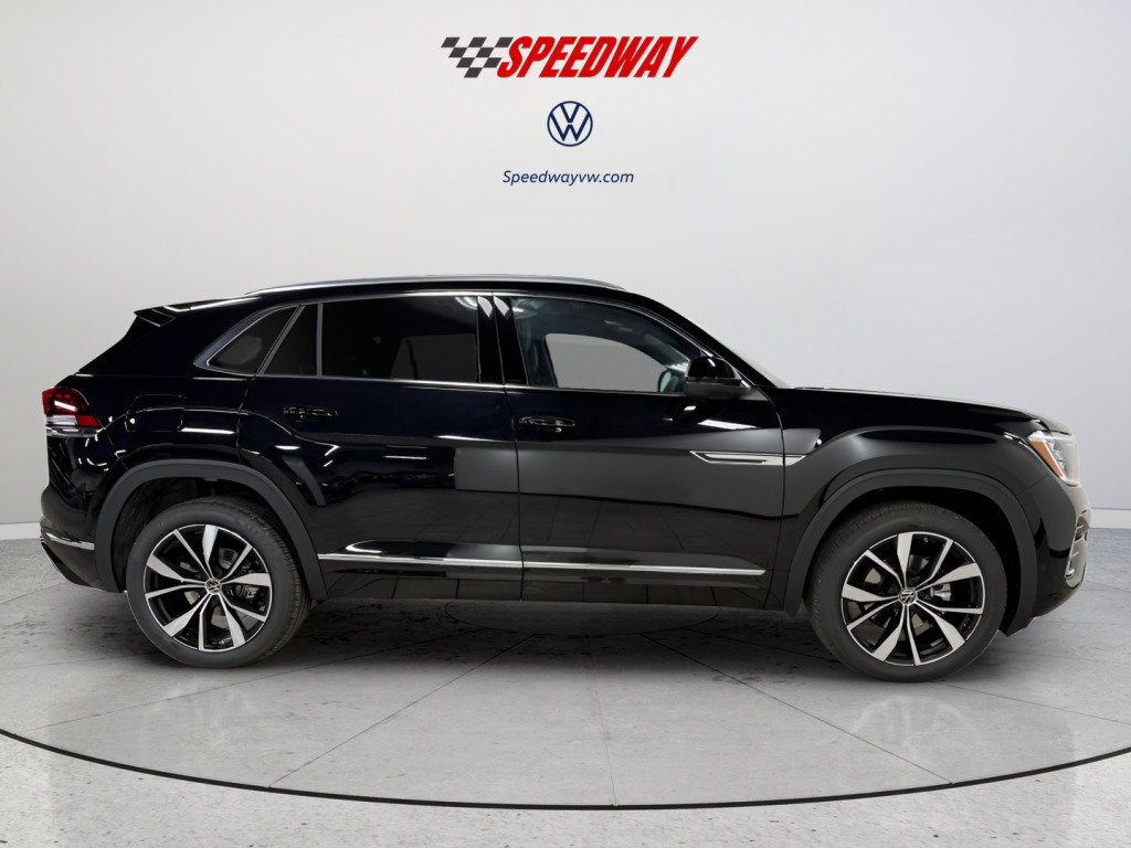 New 2026 Volkswagen Atlas Cross Sport SEL Premium R-Line image 8